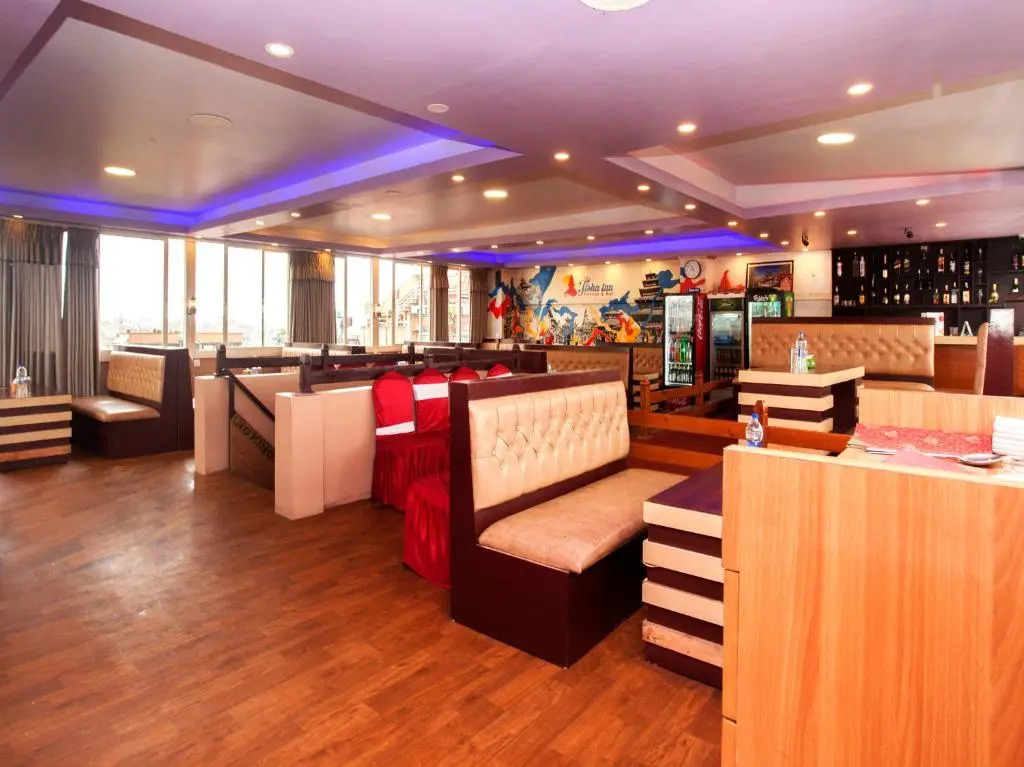 Oyo 607 De' Tisha Inn Lounge & Bar