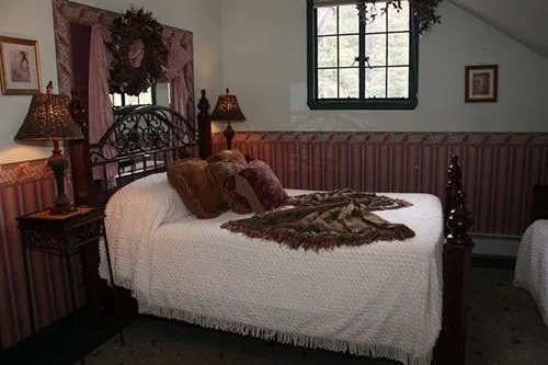 The Historic Brook Forest Inn