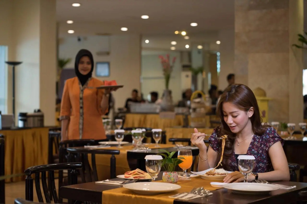 Garuda Plaza Hotel