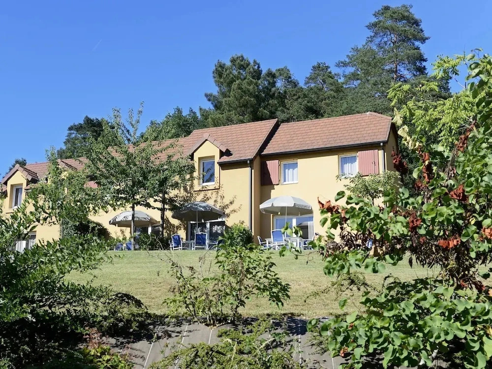 Holiday Home in Sarlat Near Grottes de Lascaux