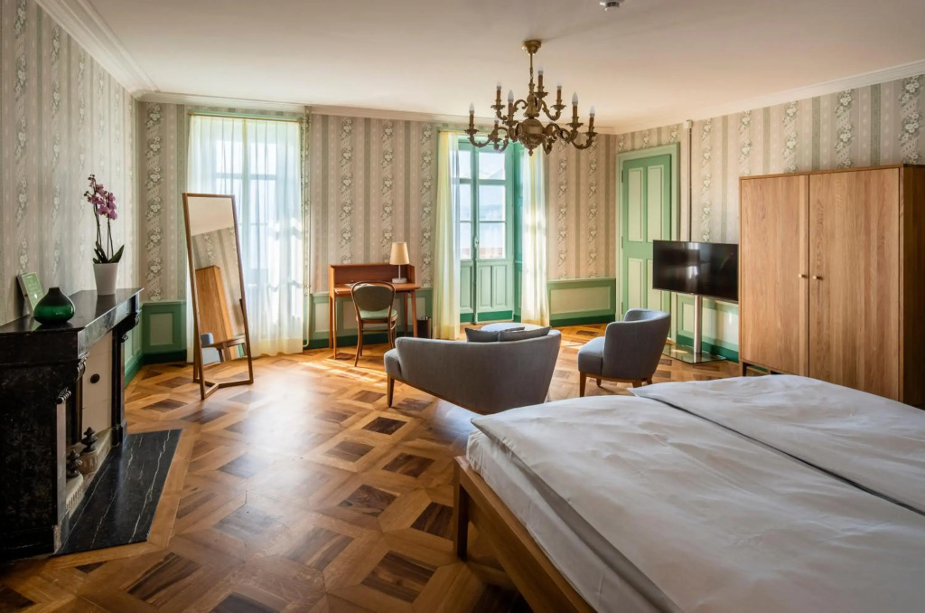 Schloss Schadau - Swiss Historic Hotel
