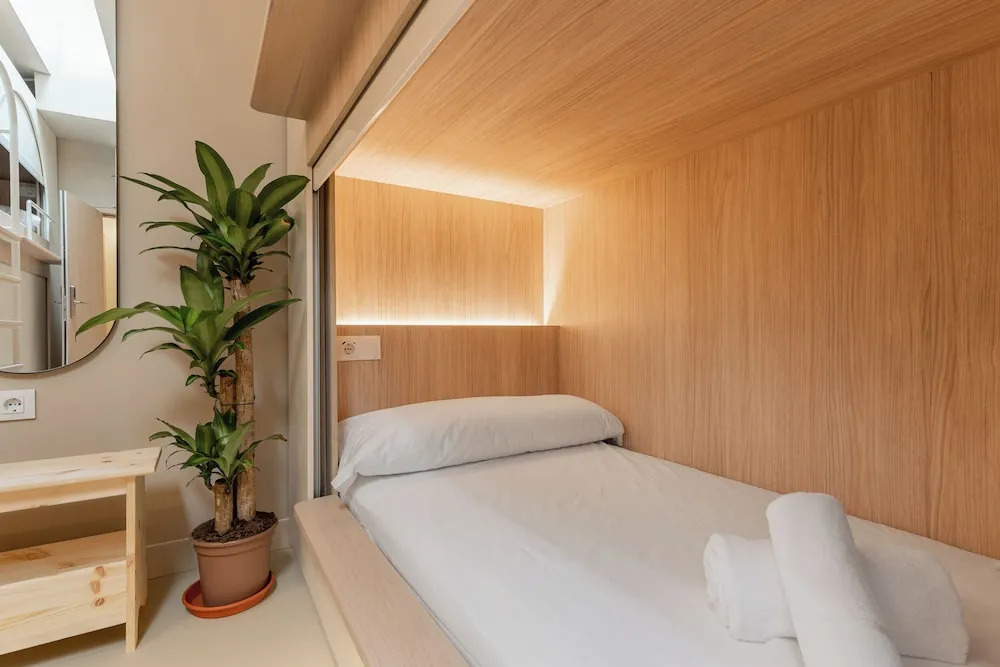 Literal Hostel