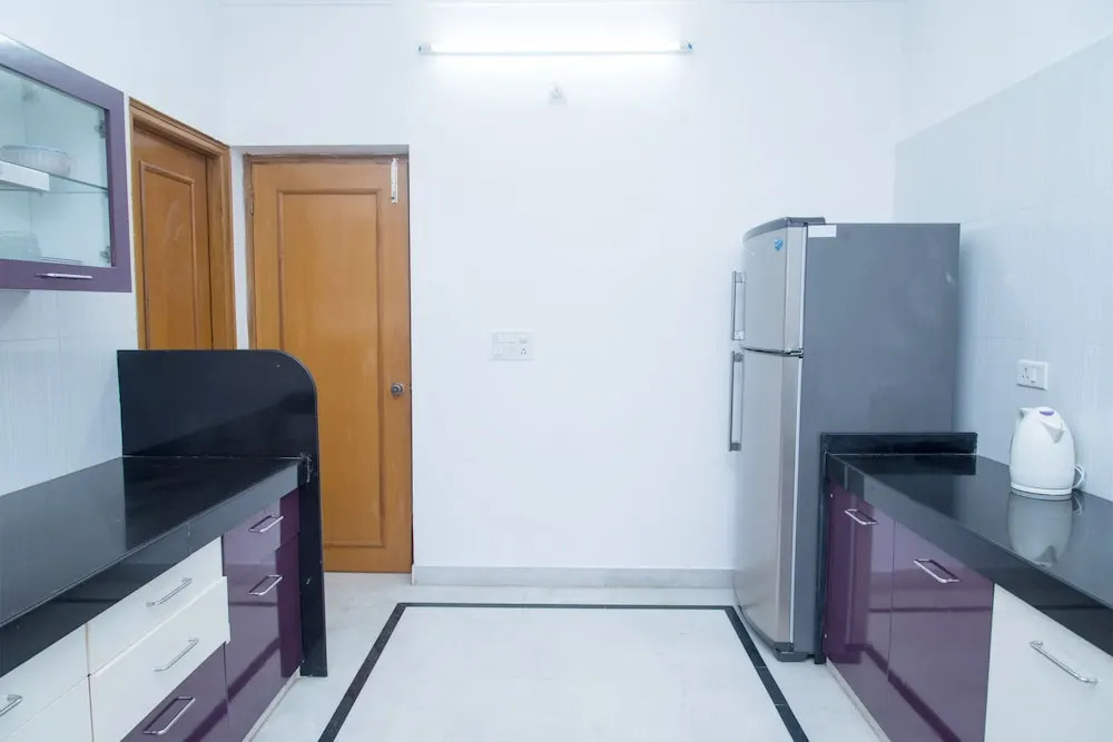 OYO 11064 Home Elegant 3BHK Villa Near Hiran Magri