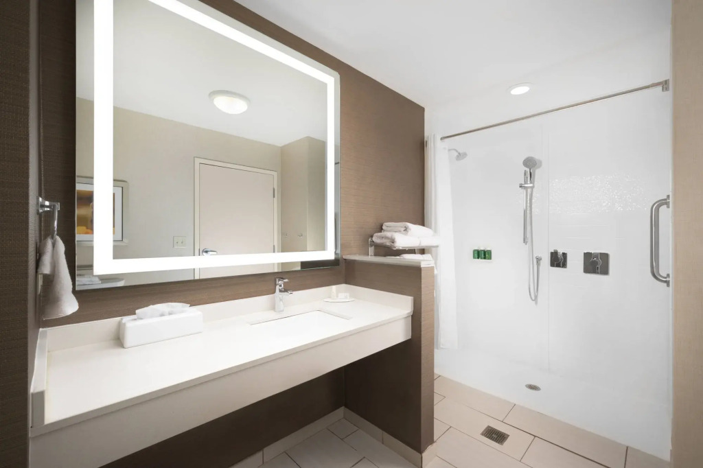 Fairfield Inn and Suites by Marriott Nashville Downtown/The Gulch
