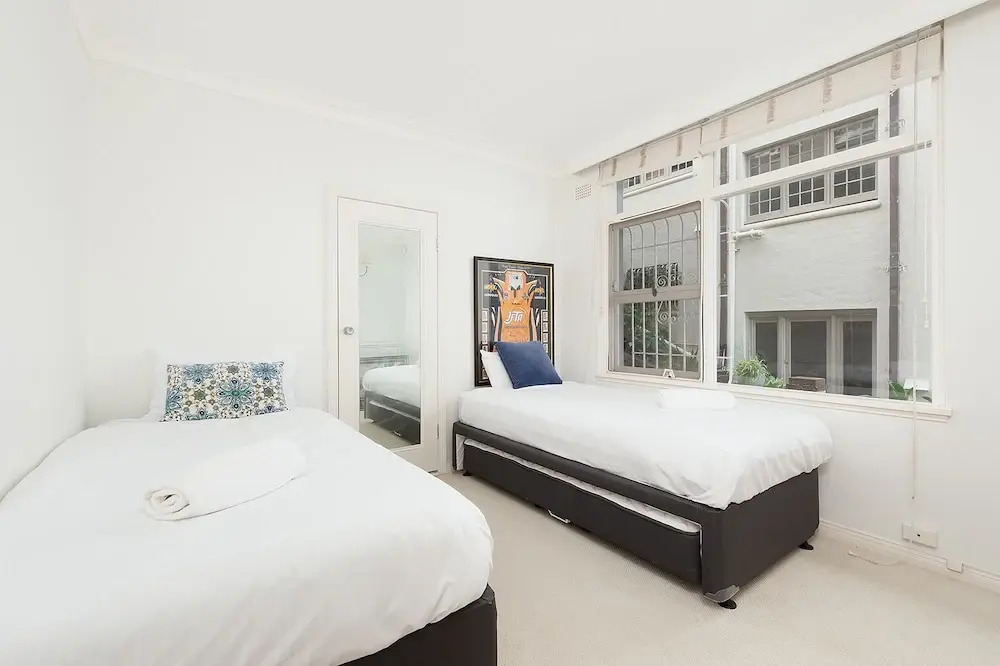Harbour Front Single Level Apartment