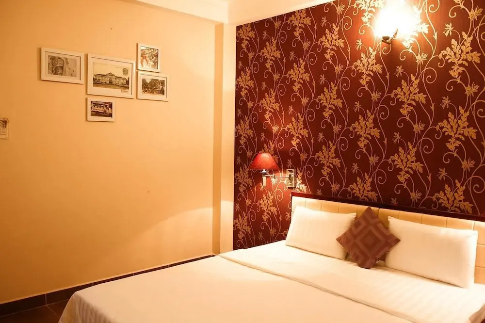 Youth House - Hostel