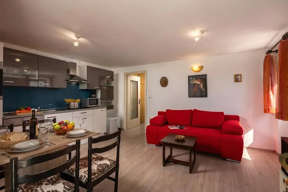 The Wave - Apt With Seaview and Garden