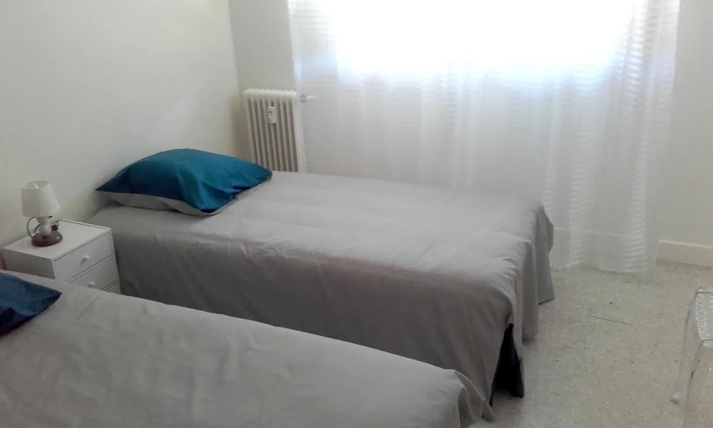 Apartment with One Bedroom in Le Cannet, with Wonderful Sea View And Furnished Garden - 4 Km From the Beach
