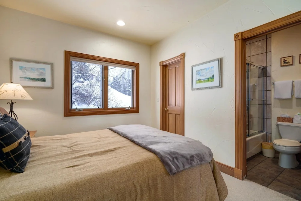 Crosstimbers 2784 3 Bedroom Townhouse by RedAwning