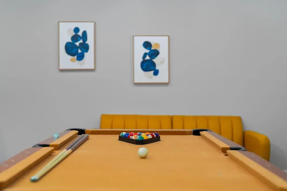 70s House Fun 6 Bedroom Pool Game Room