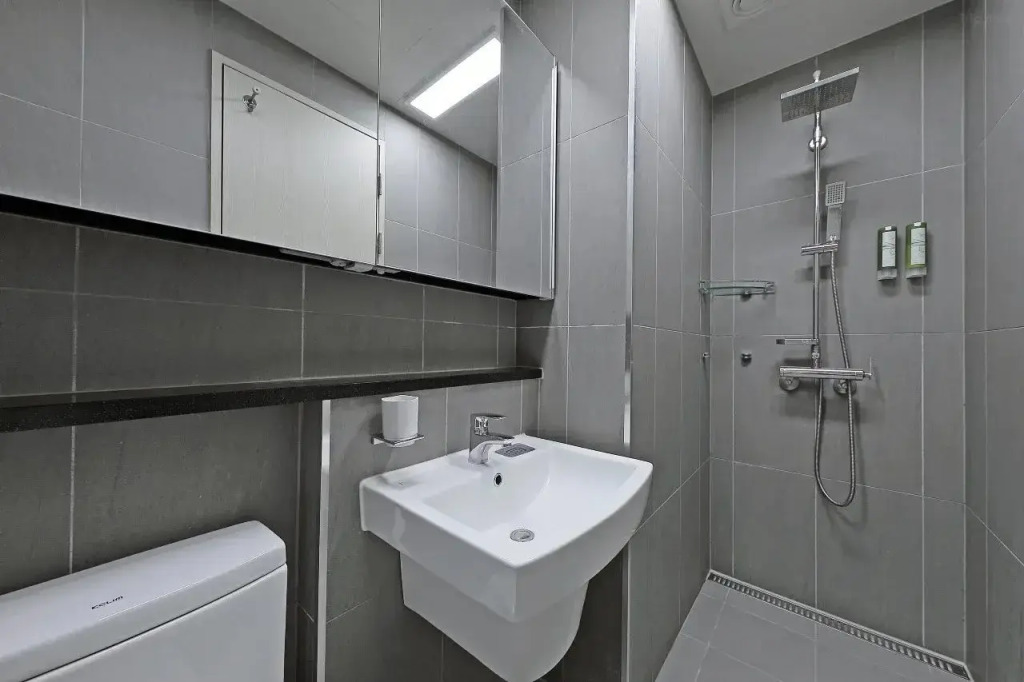 World Sky Residence Hotel