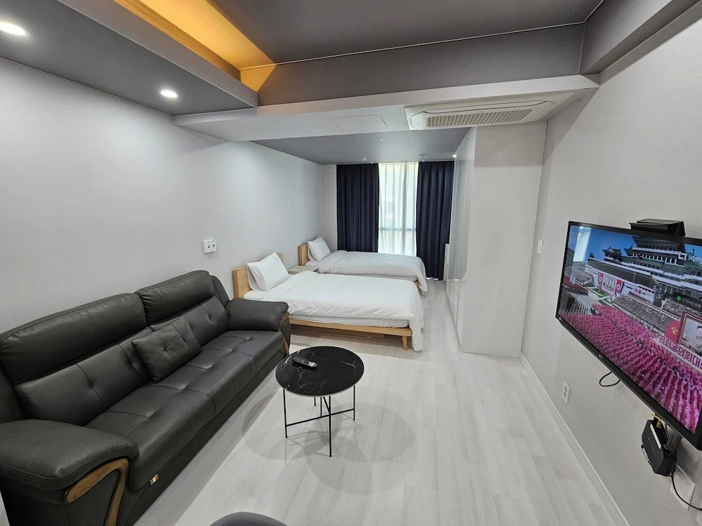 W Residence Hotel Centum City