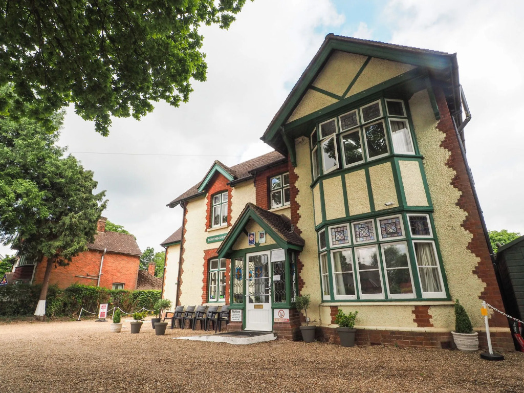 Villa Verde Gatwick