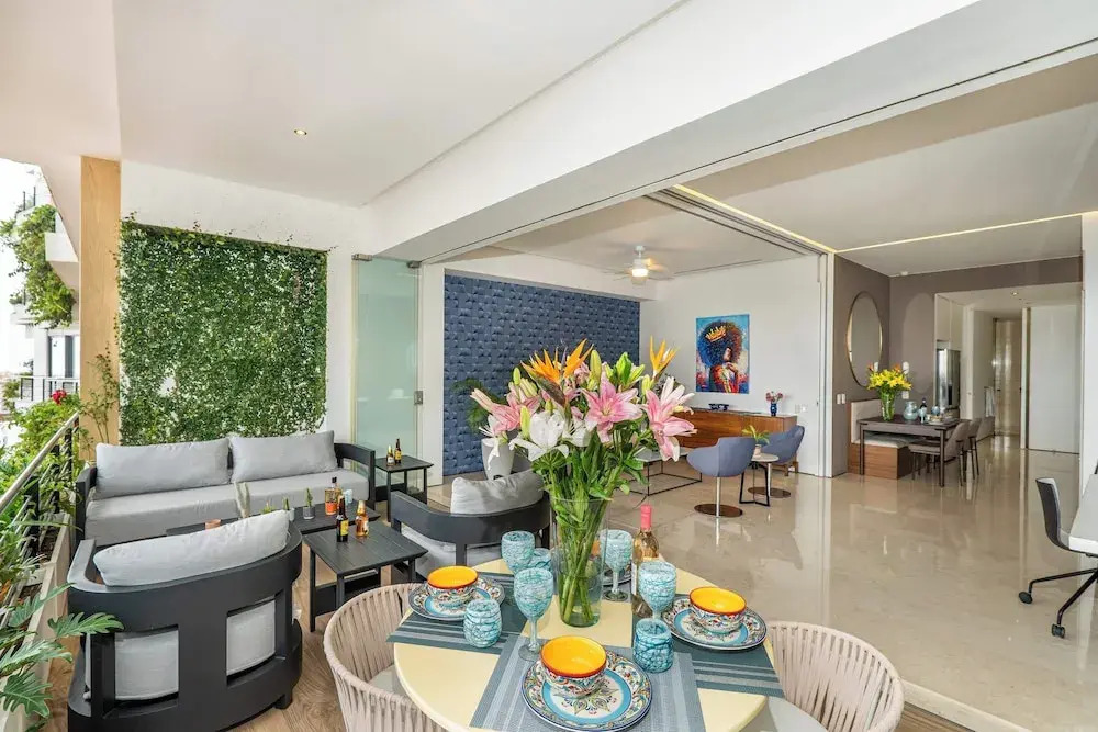 Soho PV Stunning Views Luxury Heated Rooftop Pool