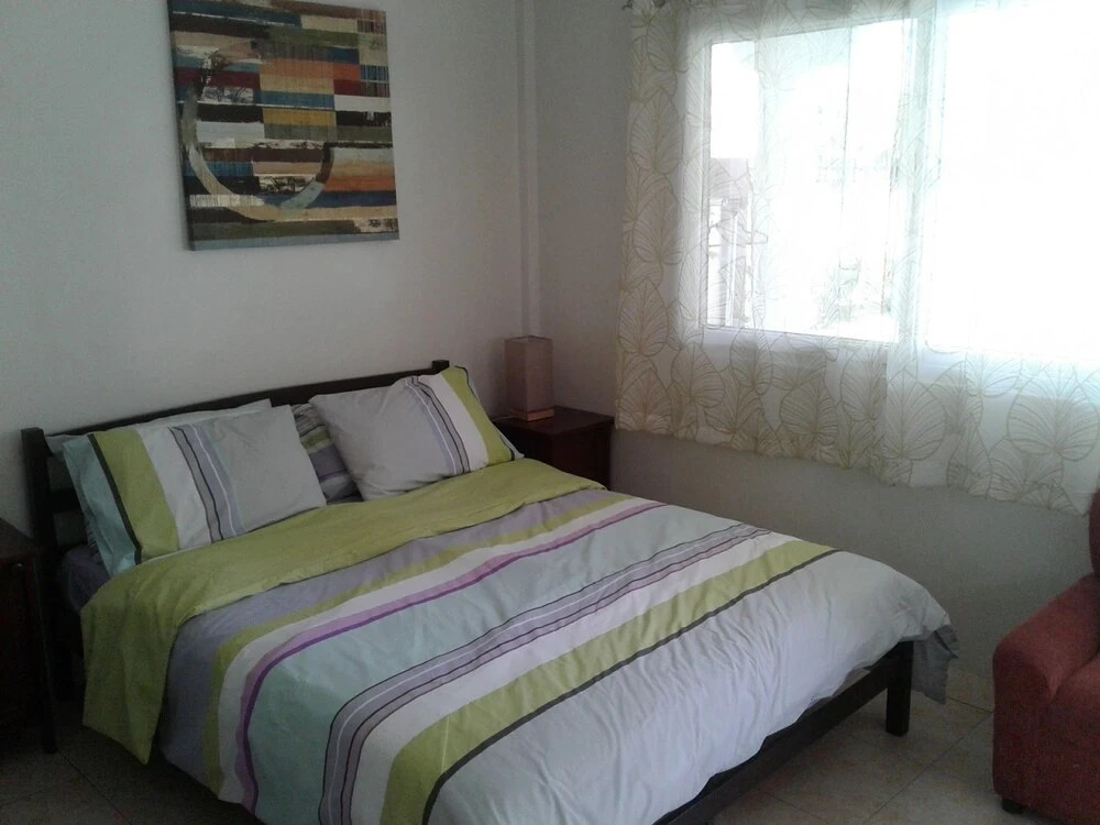 Alona Studio Bungalow