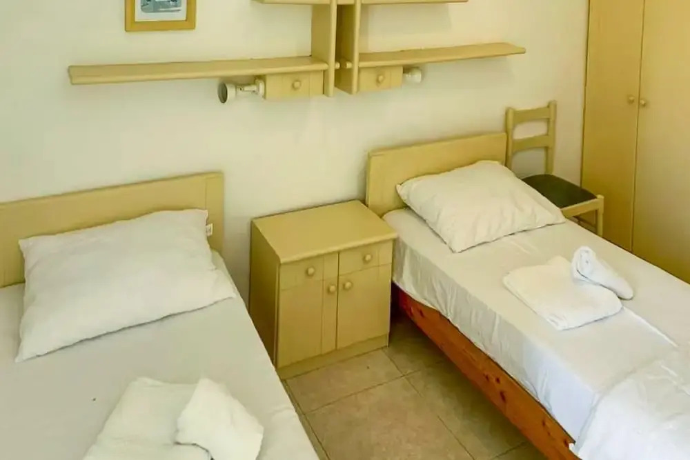 Sea and sun Views 2bd Apt Marsalforn Gozo