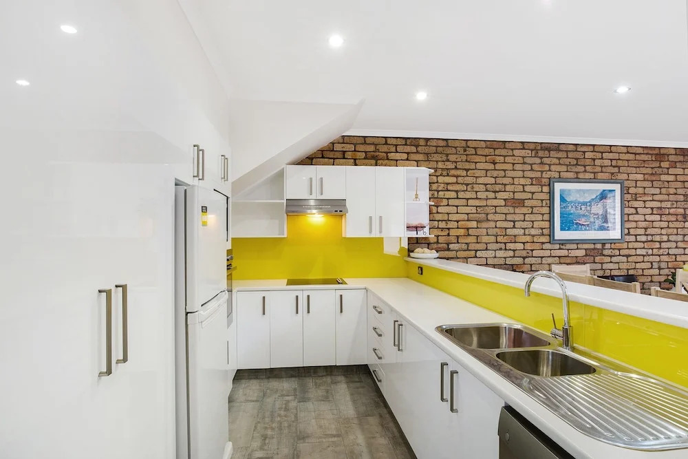 2/ 14 Kurrawa Close