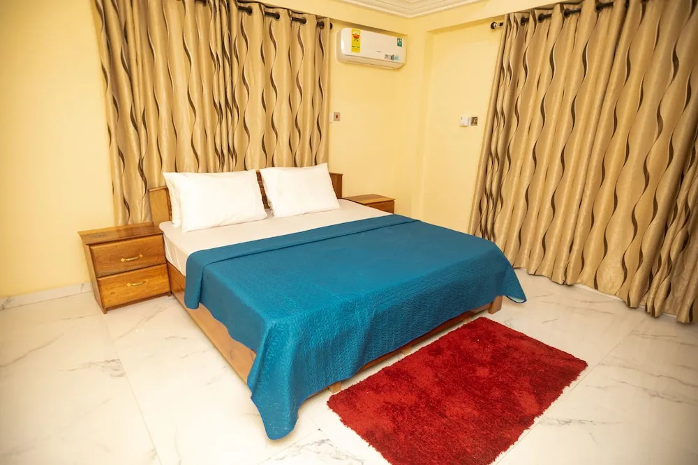 2 Bed Apartment - Parking, Wifi, Aircon