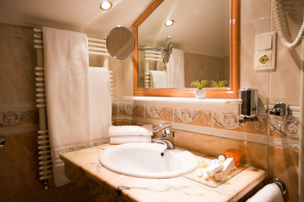 Diplomat Hotel & SPA