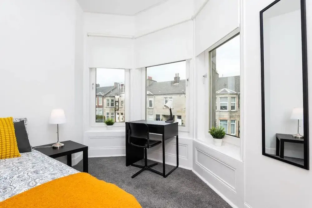 5 Individual Beds - Free Parking
