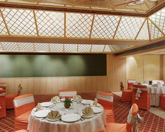 Hotel Maharani Palace