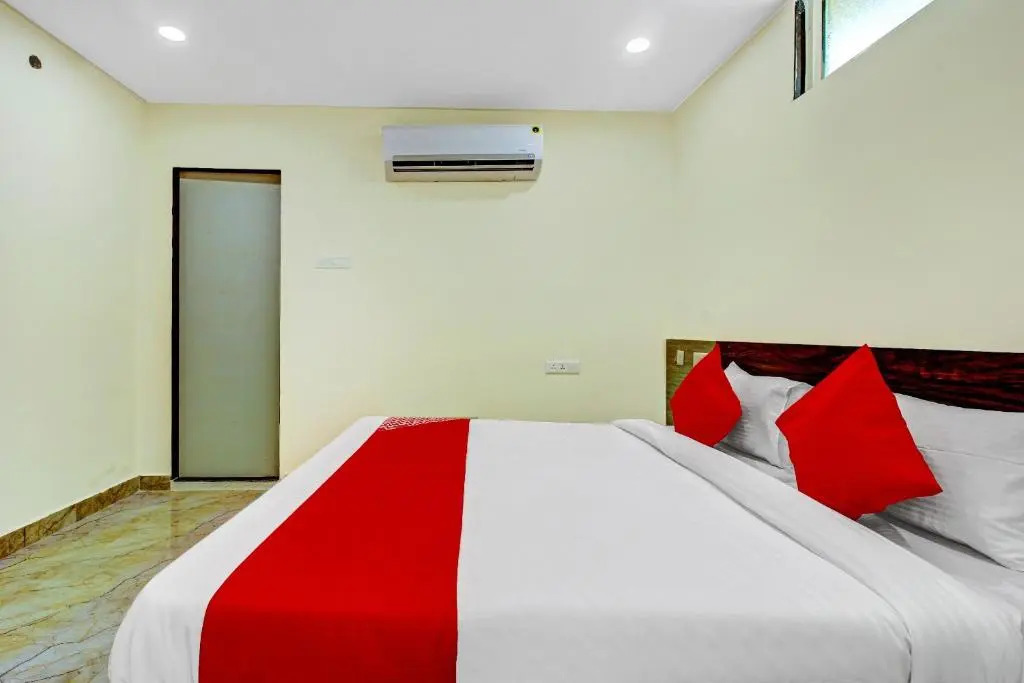 OYO 71922 AB7 Residency