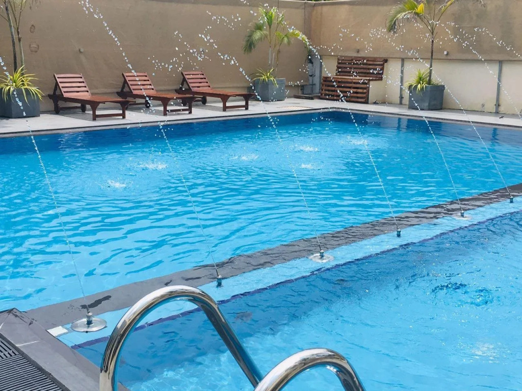 The Ocean Pearl Hotel Negombo