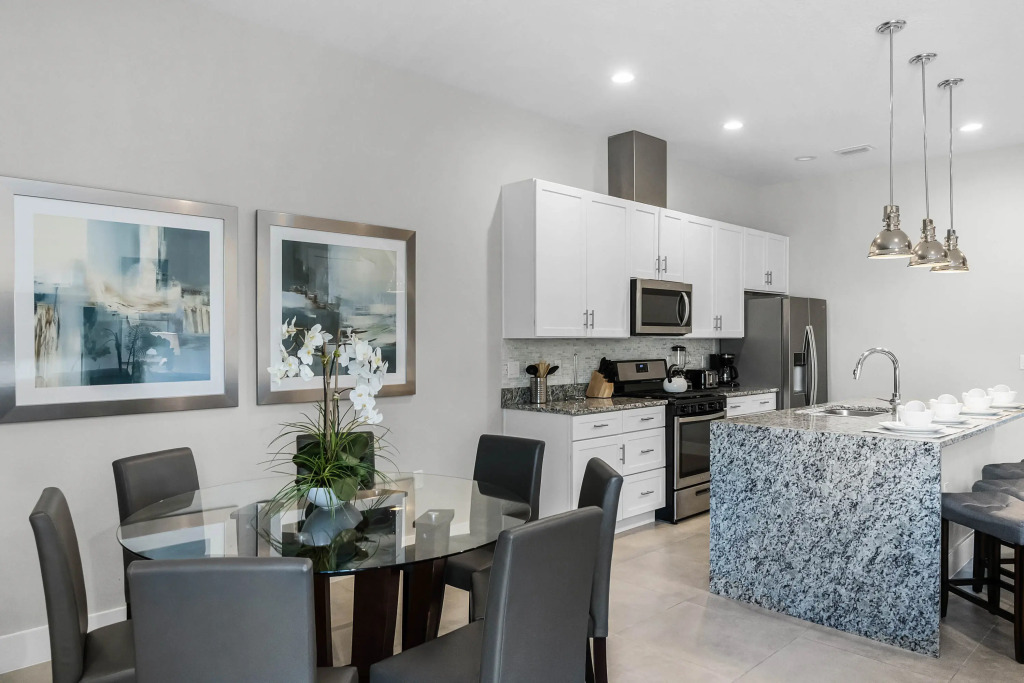 5 Bedroom/ 5 Bathroom Summerville Resort (7498 SA), Kissimmee, US