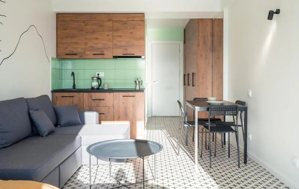 Twin Apartments 1