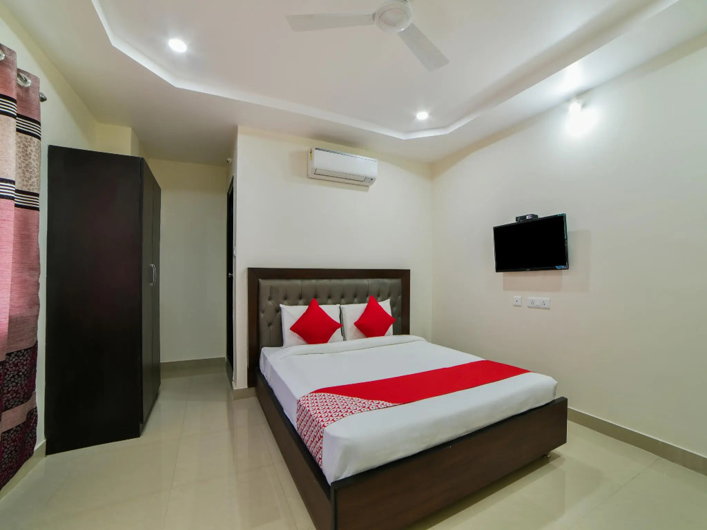 Capital O 23589 CROWN PLAZA