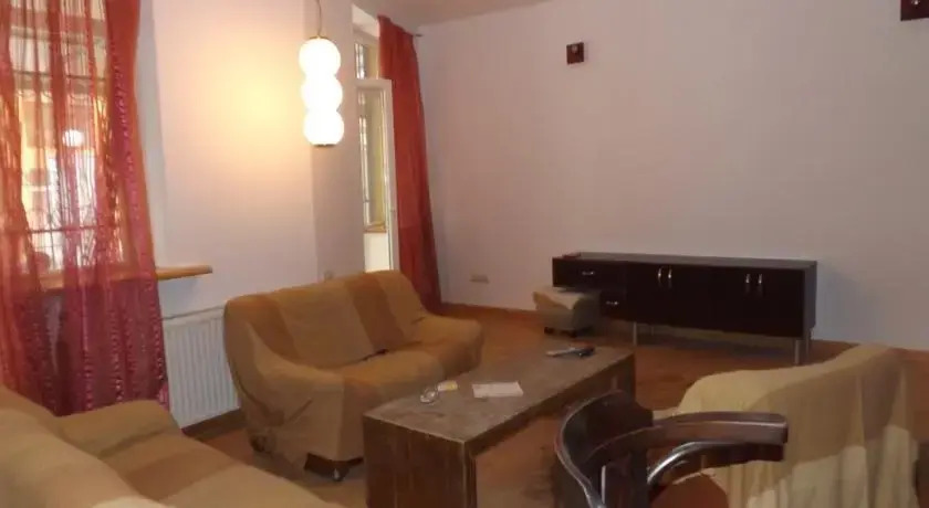 Apartments Akhispireli
