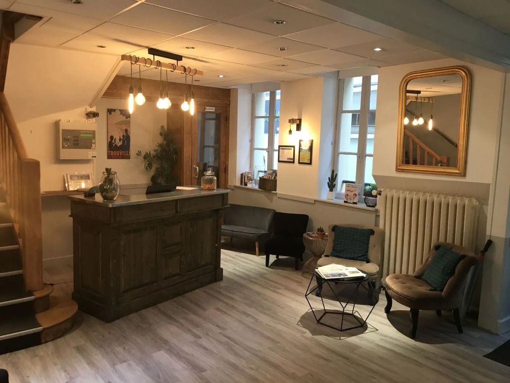 Hôtel LEstran
