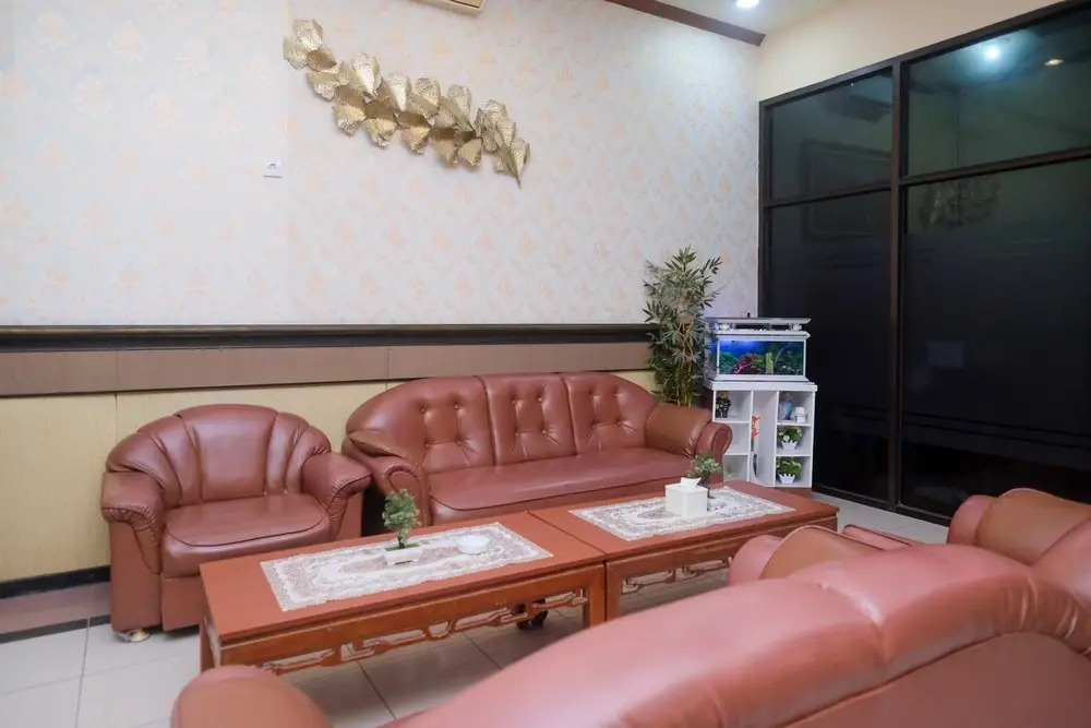 Urbanview Hotel Dedy Jaya Brebes