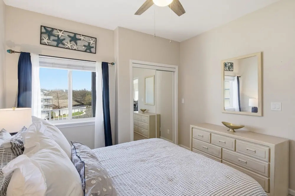 Main Channel Views, Screened Porch, Pool & Boat Slip