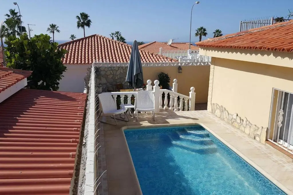 Villa Sueño Azul With a heated swimming pool