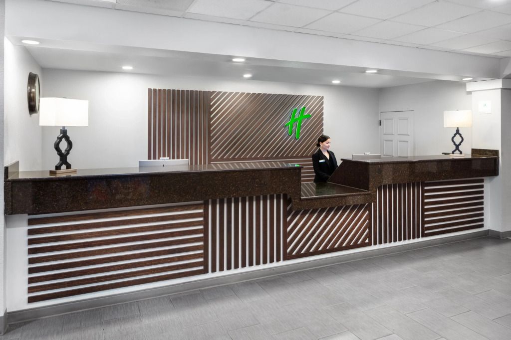 Holiday Inn & Suites Springfield - I-44 by IHG