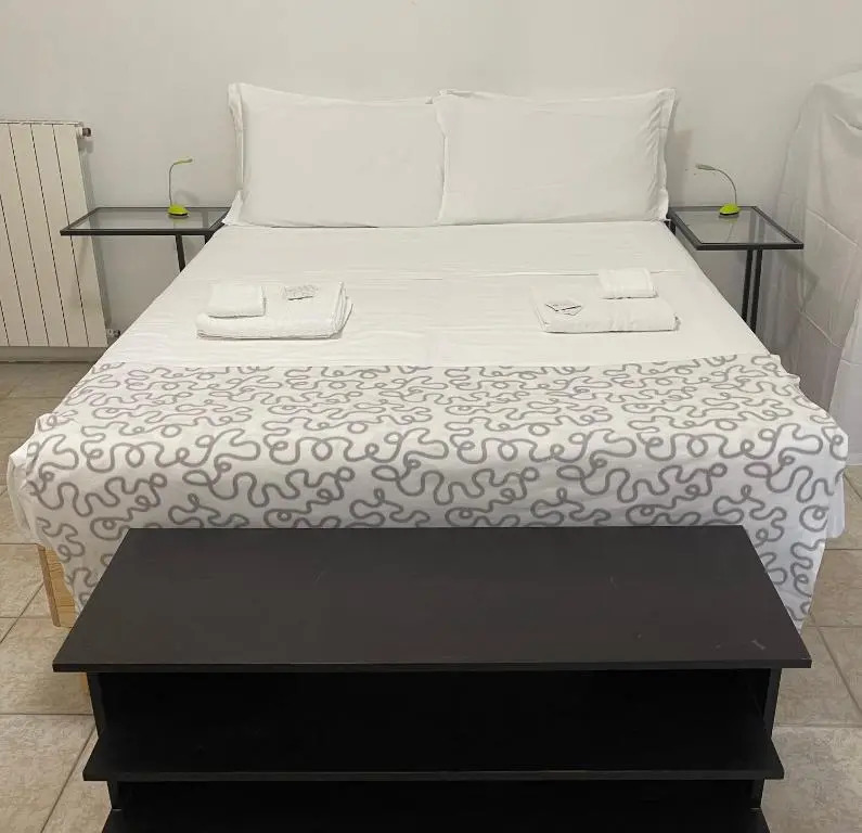 1-Tourist House Bologna-Cefalonia