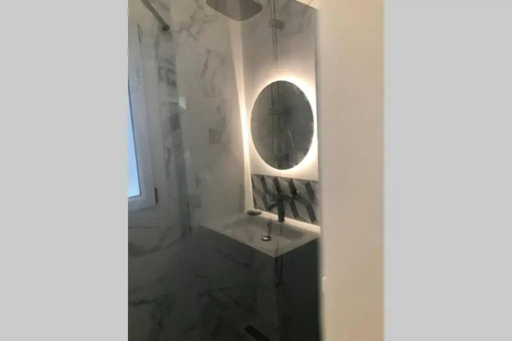 Magnifique T3 Dans Une Résidence Au Centre De Toulon