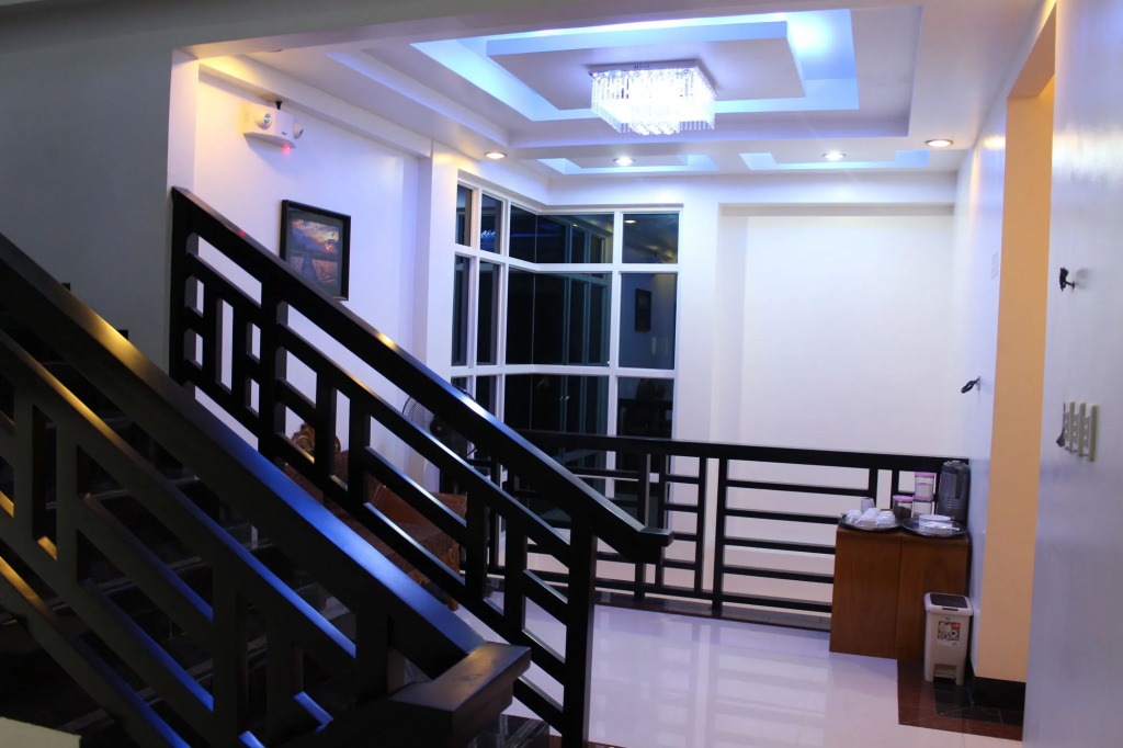 Citrine Tourist Inn