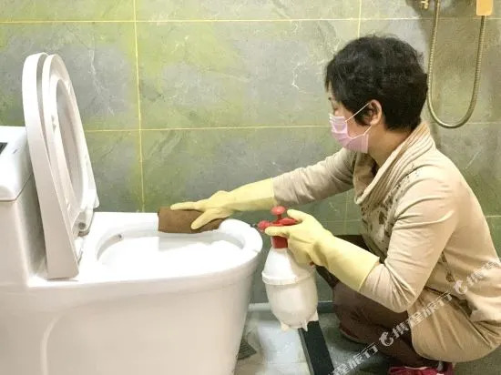 Ren Zai Lutu Apartment (Guangzhou South Railway Station)