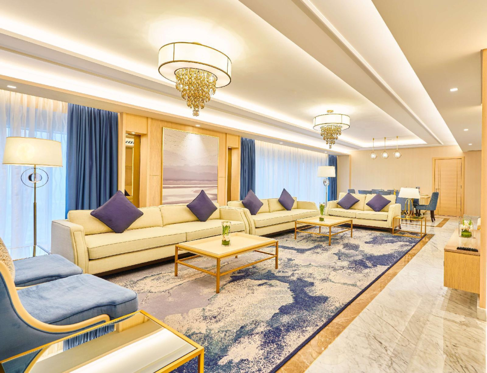 The Diplomat Radisson Blu Residence