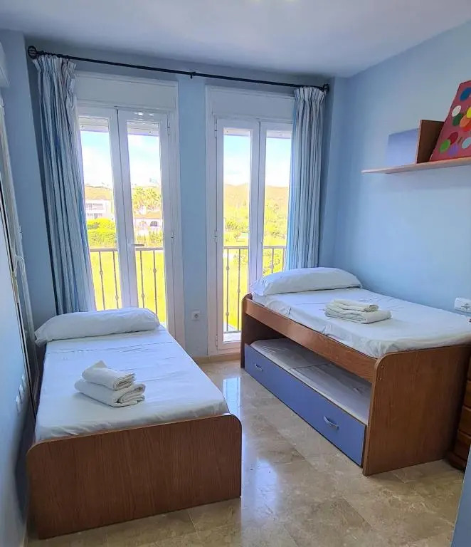 3 bedroom apartment with pool & parking, close to sea and golf