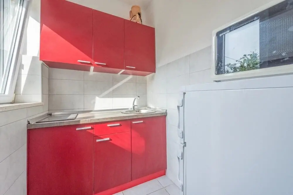 Branko - 60m From the Beach - SA1