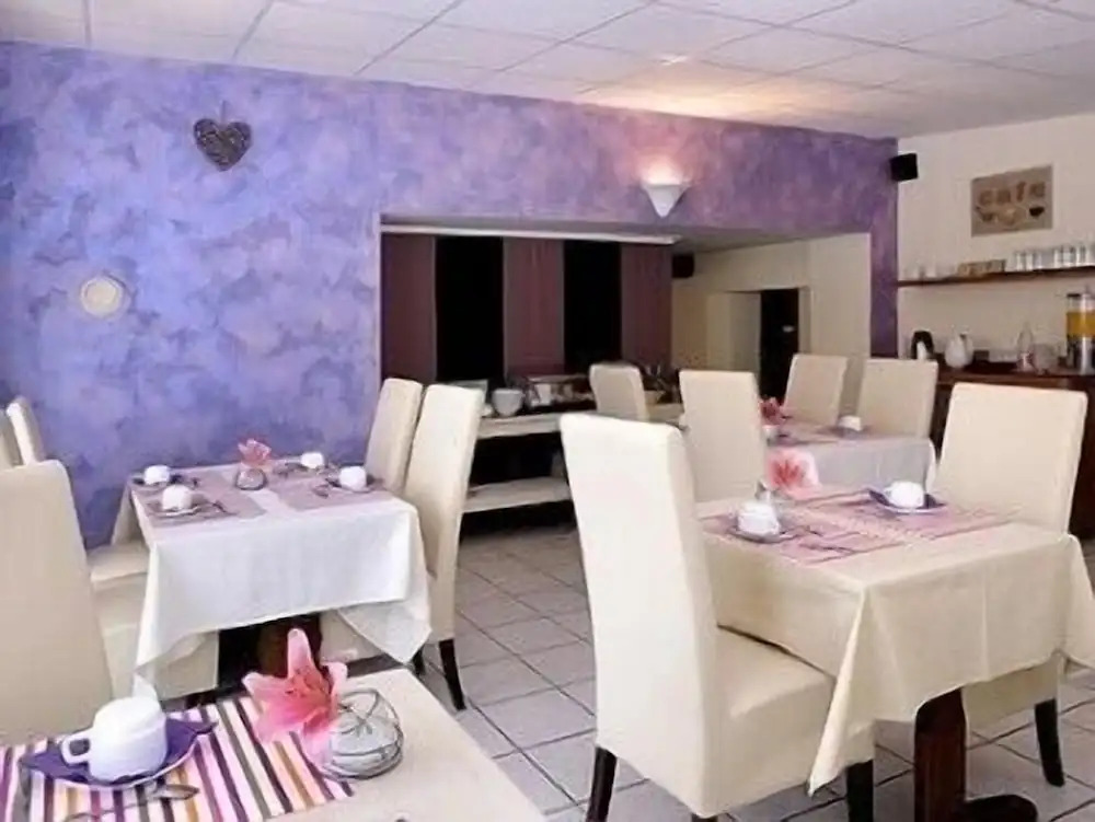Logis Hôtel Le Mistral - Restaurant - Montélimar Sud