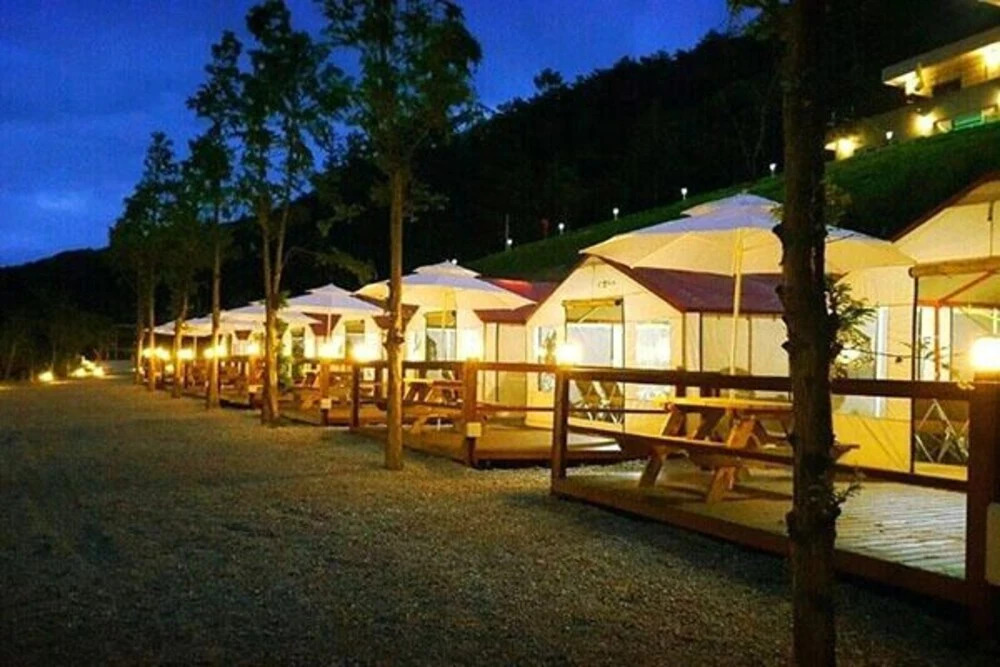 Yeongwol Dong-river Glamping&pension