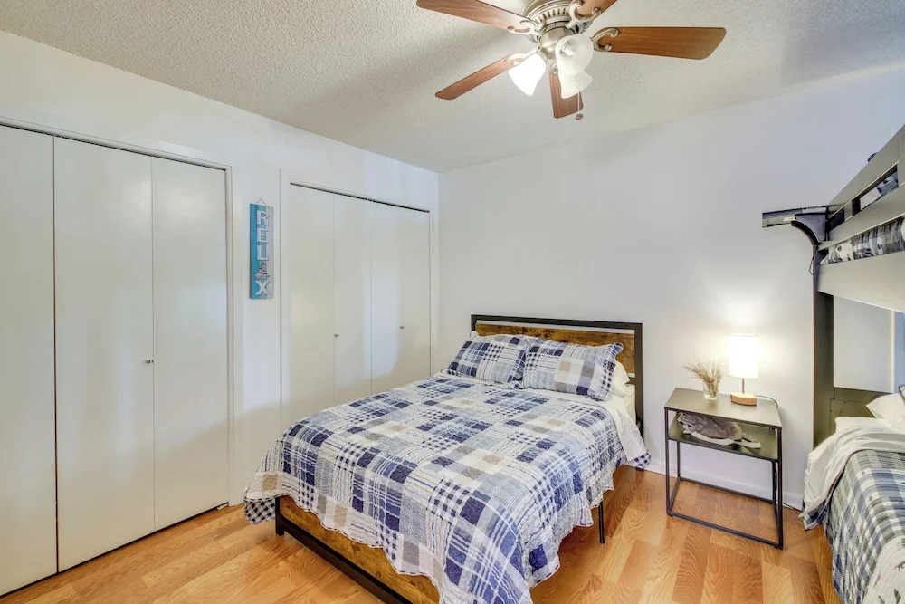 Lakefront Hot Springs Village Vacation Rental