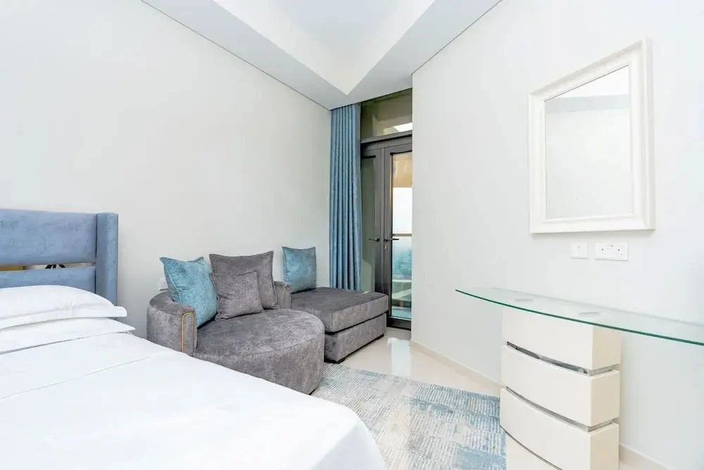 Lavish-luxury facilities in Aykon city