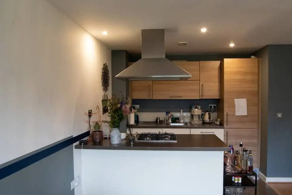 Contemporary 1 Bedroom Flat Near Mile End Station