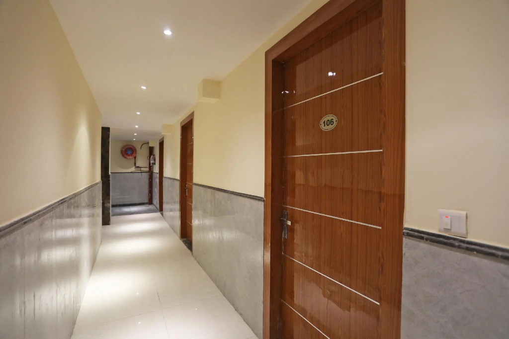 FabHotel Smart Suites