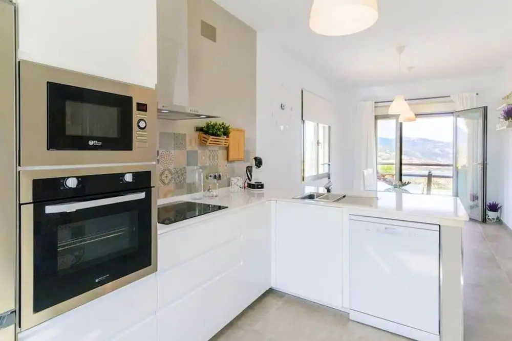 Villa With 3 Bedrooms in El Gastor, With Wonderful Lake View, Private Pool, Enclosed Garden
